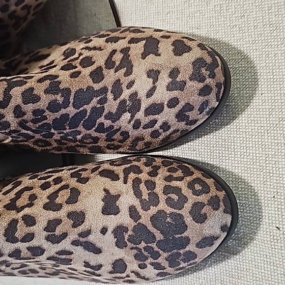 Thigh High Boots - Picture 6 of 6